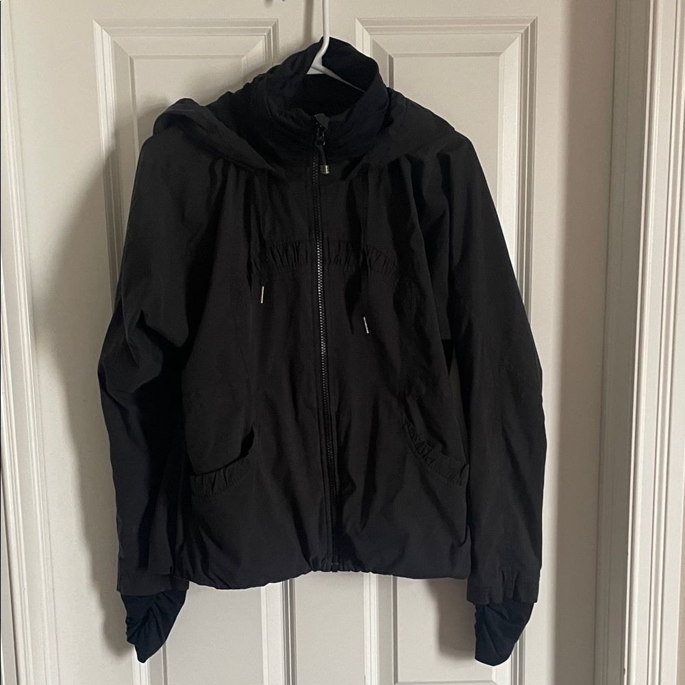 Lululemon black hooded Jacket